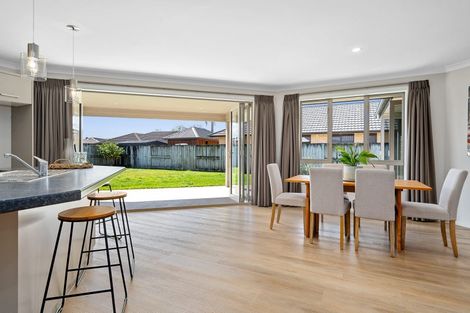 Photo of property in 19 Watkins Road, Cambridge, 3434