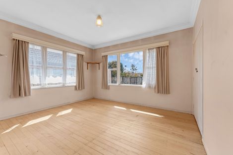 Photo of property in 1/10 Grove Road, Papakura, 2110