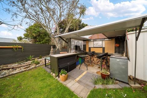 Photo of property in 109 Govett Avenue, Frankleigh Park, New Plymouth, 4310