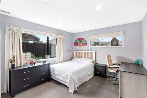 Photo of property in 45 Munro Street, Redwood, Christchurch, 8051