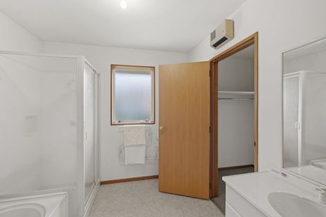 Photo of property in 2/9 Wittys Road, Avonhead, Christchurch, 8042