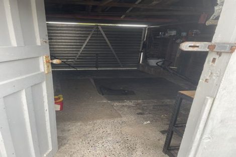 Photo of property in 282 Marine Parade, New Brighton, Christchurch, 8061