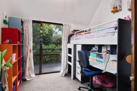 Photo of property in 7 Shalamar Drive, Cashmere, Christchurch, 8022