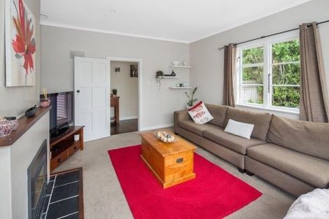 Photo of property in 35 Hindmarsh Street, Johnsonville, Wellington, 6037