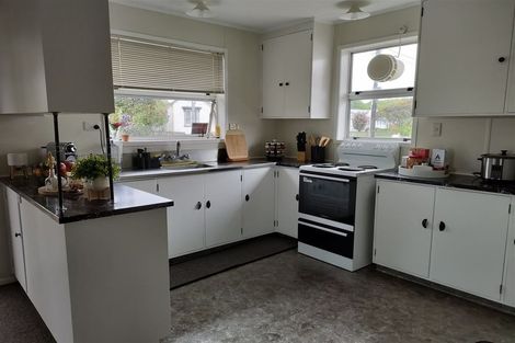 Photo of property in 2 Wilkie Street, Whanganui East, Whanganui, 4500