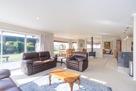 Photo of property in 44 Phillips Street, Sanson, 4817