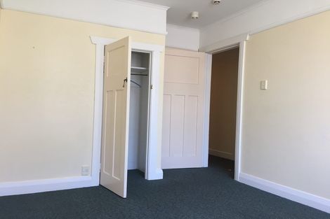 Photo of property in 2/60 Brougham Street, Mount Victoria, Wellington, 6011