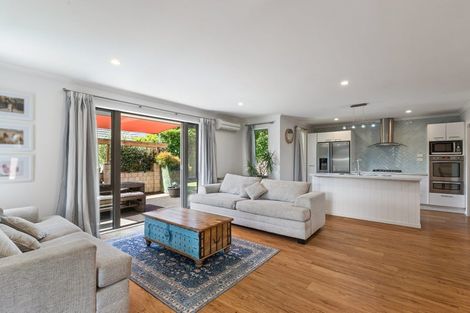 Photo of property in 7 Binyon Place, Rolleston, 7614