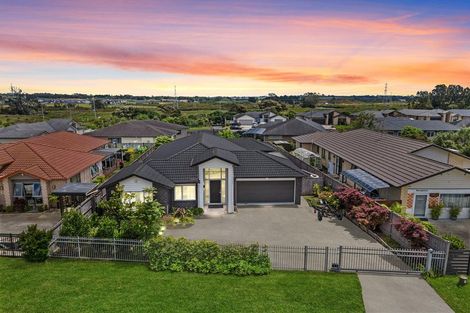Photo of property in 587 Great South Road, Rosehill, Papakura, 2113