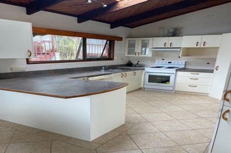 Photo of property in 94 Arran Road, Browns Bay, Auckland, 0630