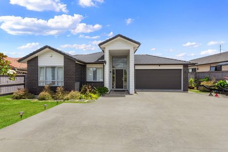 Photo of property in 587 Great South Road, Rosehill, Papakura, 2113