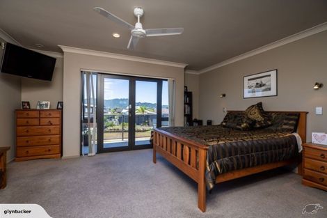 Photo of property in 22 Key West Drive, One Tree Point, 0118