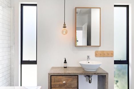 Photo of property in 24 Norfolk Street, Arrowtown, 9302