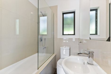 Photo of property in 54 Glennandrew Drive, Half Moon Bay, Auckland, 2012