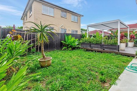 Photo of property in 18a Buckingham Crescent, Manukau, Auckland, 2025