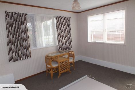 Photo of property in 74 Methuen Road, New Windsor, Auckland, 0600