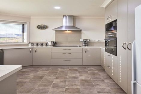 Photo of property in 10 Ara Drive, Redwoodtown, Blenheim, 7201