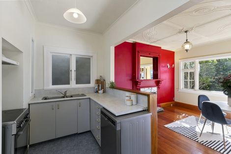 Photo of property in 22 Belvedere Road, Hataitai, Wellington, 6021