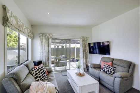 Photo of property in 16 Begley Place, Frimley, Hastings, 4120