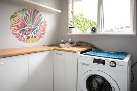 Photo of property in 28 Wyndham Street, Awapuni, Palmerston North, 4412