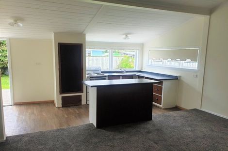 Photo of property in 41-41a Carthew Street, Okato, 4335