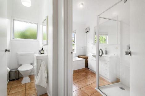 Photo of property in 7 Hume Drive, Hillcrest, Auckland, 0627