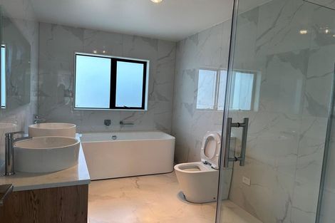 Photo of property in 13 Lumber Rise, Swanson, Auckland, 0614