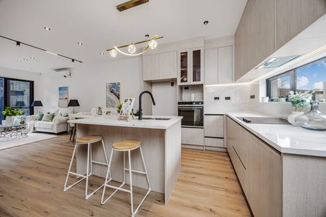 Photo of property in 6c Broadview Place, Howick, Auckland, 2014