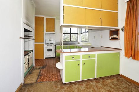 Photo of property in 84 Hall Road, Peacocke, Hamilton, 3282