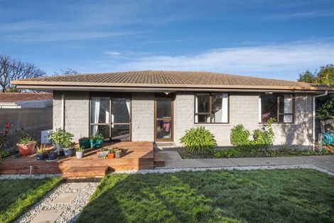 Photo of property in 2/122 Tilford Street, Woolston, Christchurch, 8062