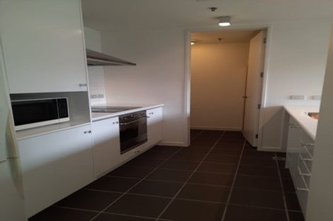 Photo of property in Montreaux Apartments, 7k/164 The Terrace, Wellington Central, Wellington, 6011