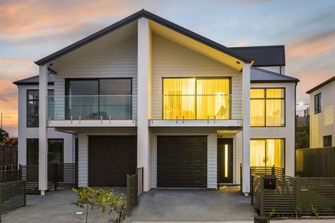 Photo of property in 3a Koreke Close, Kenepuru, 5022