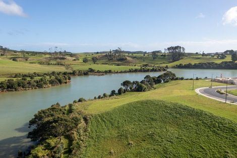 Photo of property in 76 Omahina Street, Raglan, 3225