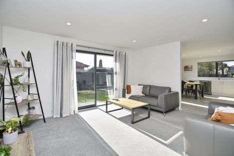 Photo of property in 411a Bower Avenue, Parklands, Christchurch, 8083
