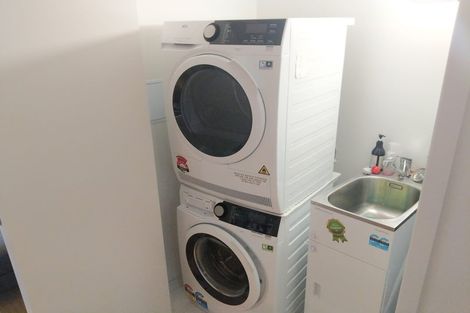 Photo of property in 26 Jean Caldwell Way, Island Bay, Wellington, 6023