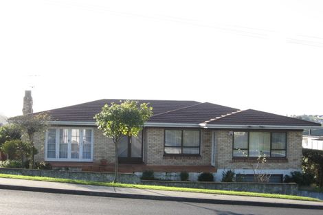 Photo of property in 24 Orams Road, Hillpark, Auckland, 2102