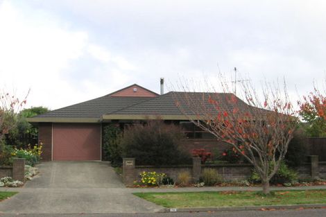 Photo of property in 76 Kapanui Road, Waikanae, 5036