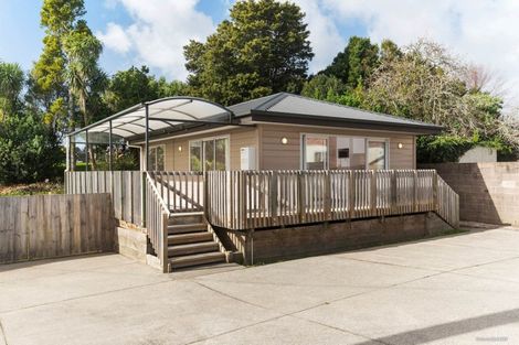 Photo of property in 219a Birkdale Road, Birkdale, Auckland, 0626