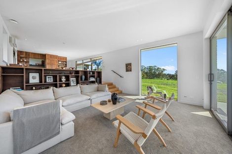 Photo of property in 121a Pomona Road, Kumeu, 0891