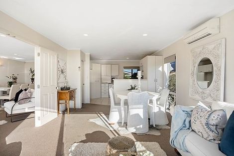 Photo of property in 110 Clovelly Road, Bucklands Beach, Auckland, 2012