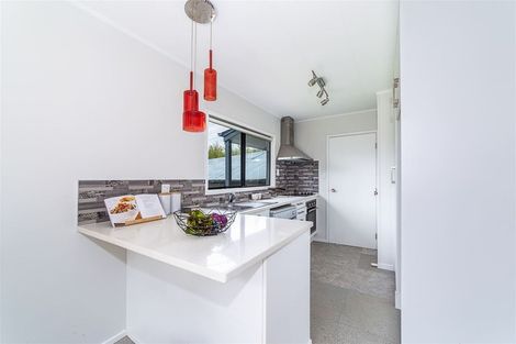 Photo of property in 30 Silverstone Place, Henderson, Auckland, 0612