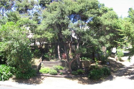 Photo of property in 2/160 Manuka Road, Bayview, Auckland, 0629