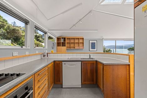 Photo of property in 90b Awa Road, Seatoun, Wellington, 6022