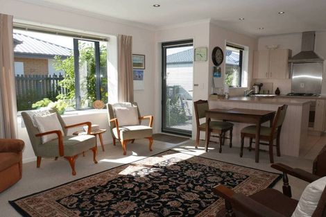 Photo of property in 3/16 Grassmere Street, Papanui, Christchurch, 8052