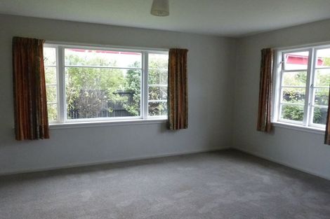 Photo of property in 8 Sawyers Arms Road, Northcote, Christchurch, 8052