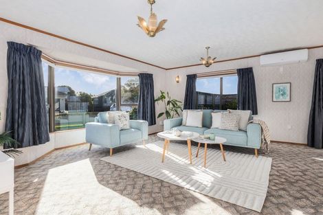 Photo of property in 10 Te Kupe Road, Paraparaumu Beach, Paraparaumu, 5032