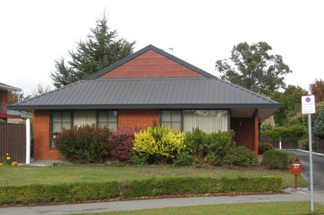 Photo of property in 23 Lodge Place, Ilam, Christchurch, 8041