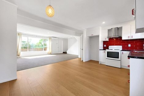 Photo of property in 7 Hollydale Grove, Churton Park, Wellington, 6037