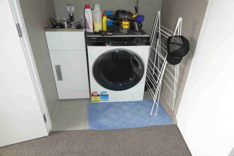 Photo of property in 80 Manarini Road, Westgate, Auckland, 0614