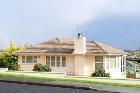 Photo of property in 1/127 Cook Street, Howick, Auckland, 2014